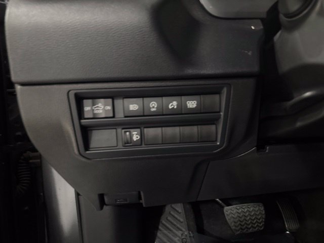 Used 2025 Toyota Tundra SR5 AWD/4WD image 17