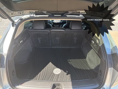 Used 2023 Buick Envision Essence image 24