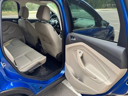 Used 2017 Ford Escape SE AWD/4WD image 13