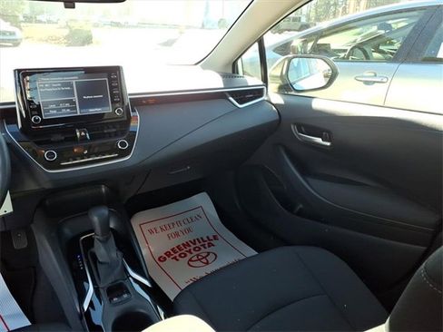 Used 2020 Toyota Corolla LE image 10