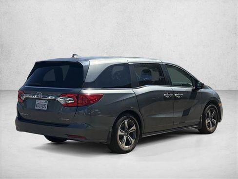 Used 2018 Honda Odyssey Touring image 7