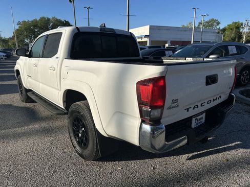 Used 2020 Toyota Tacoma SR5 image 6