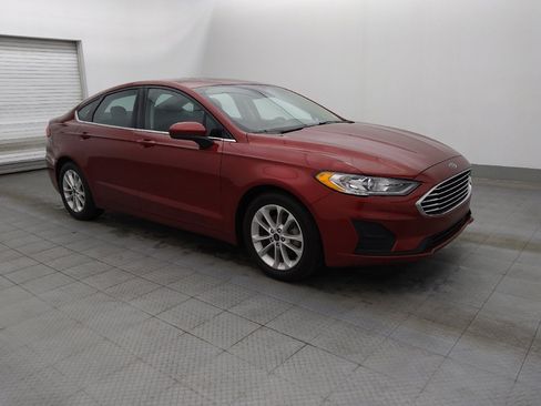 Used 2019 Ford Fusion SE image 11