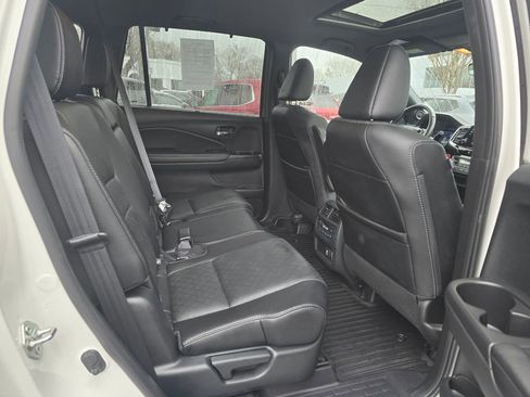 Used 2021 Honda Passport Elite image 12