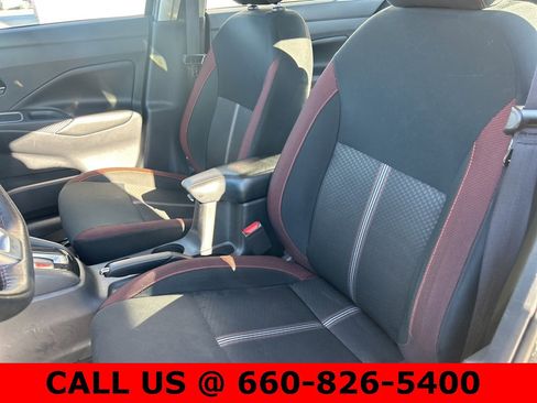 Used 2024 Nissan Versa SR image 15