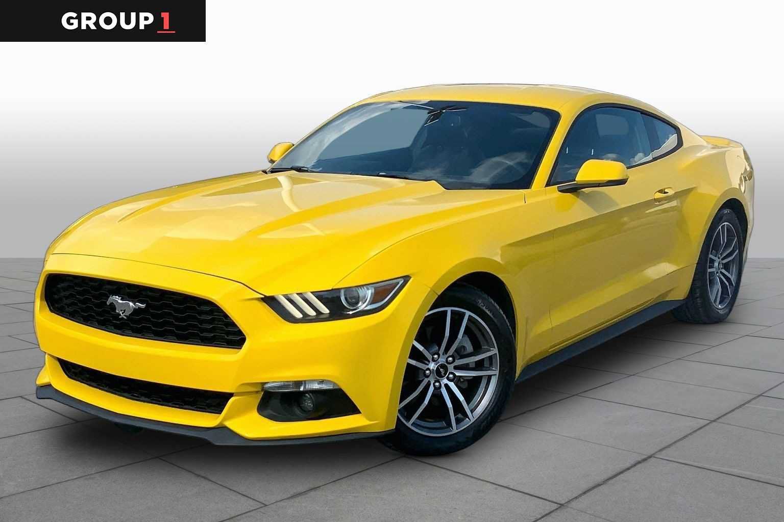 Used 2015 Ford Mustang Premium RWD image 1