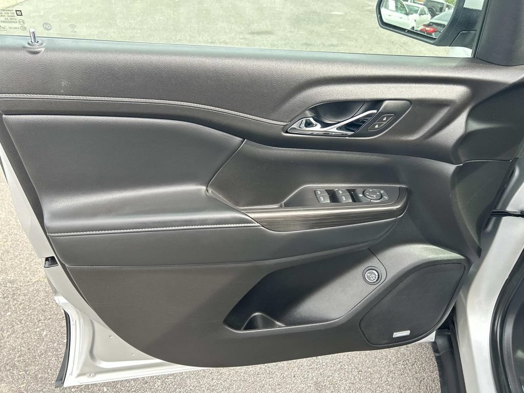 Used 2019 GMC Acadia SLT FWD image 29