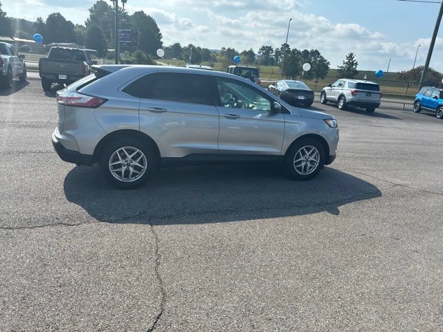 Used 2023 Ford Edge SEL w/ Convenience Package AWD/4WD image 40