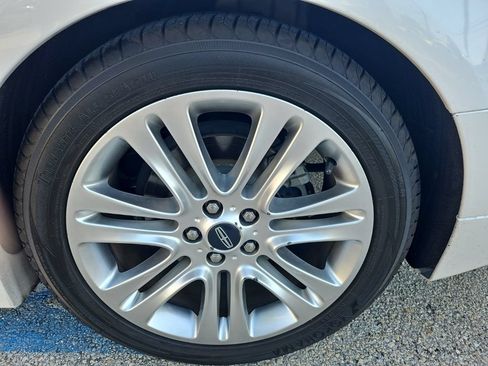 Used 2015 Lincoln MKZ Hybrid w/ Equipment Group 201A Select FWD image 11