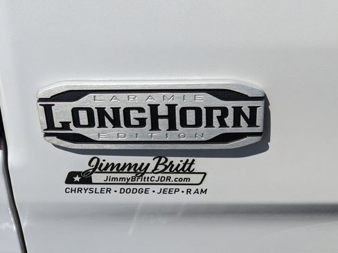 Used 2019 RAM 1500 Limited image 29