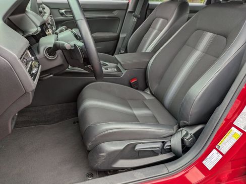 Used 2025 Honda Civic Sport image 14