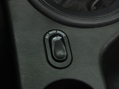 Used 2004 Ford Mustang Cobra RWD image 15