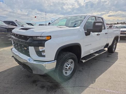 Used 2021 Chevrolet Silverado 2500 W/T w/ WT Convenience Package image 2