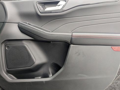 Used 2025 Ford Escape ST-Line image 34