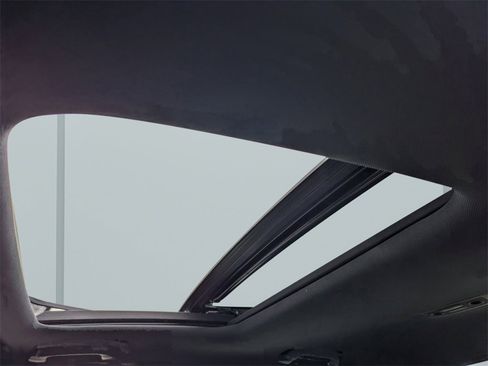 New 2025 Genesis G70 2.5T w/ Sport Prestige Package image 21