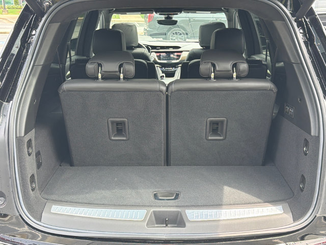 Used 2024 Cadillac XT6 Premium Luxury w/ Platinum Package FWD image 20