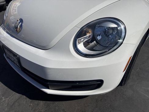 Used 2012 Volkswagen Beetle 2.5 image 28