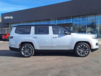 Used 2023 Jeep Grand Wagoneer Series III w/ Rear-Seat Entertainment Group video 2