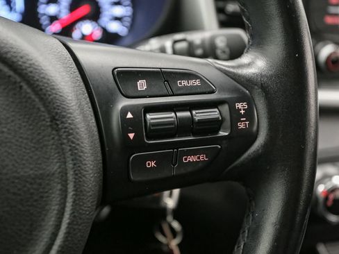 Used 2016 Kia Sorento LX w/ LX Convenience Package image 33