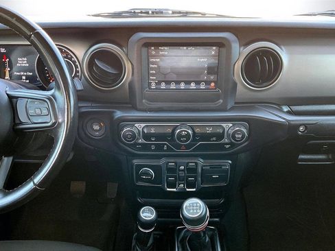 Certified 2021 Jeep Gladiator Sport image 12