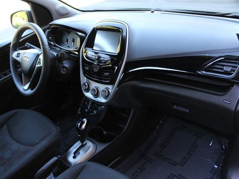 Used 2018 Chevrolet Spark LT FWD image 17