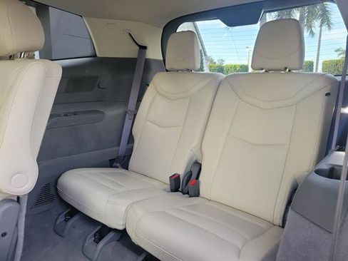 Certified 2022 Cadillac XT6 Premium Luxury image 33