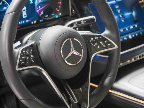 Used 2025 Mercedes-Benz E 350 Sedan image 20