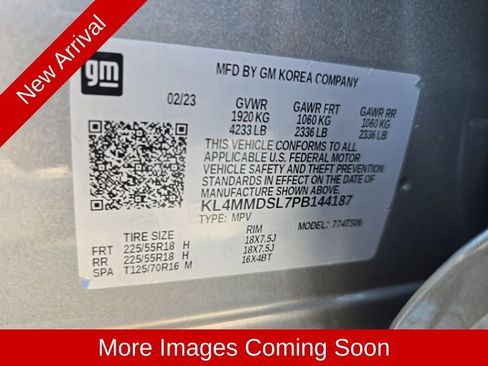 Used 2023 Buick Encore GX Select w/ Sport Touring Package FWD image 9