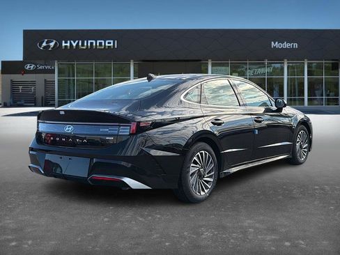 New 2026 Hyundai Sonata SEL image 3