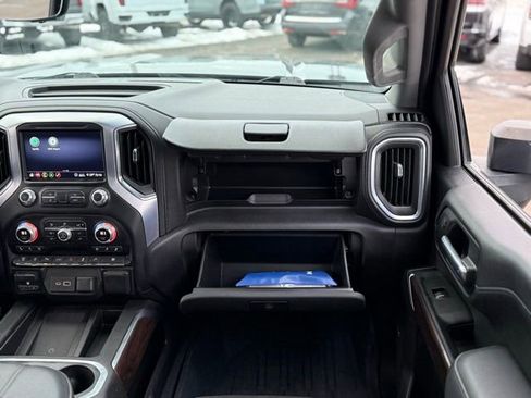 Used 2020 GMC Sierra 2500 SLT image 31