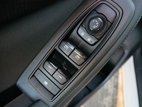 Used 2023 Subaru Forester Premium image 19