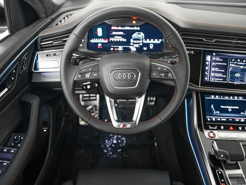 New 2026 Audi SQ8 Prestige image 14