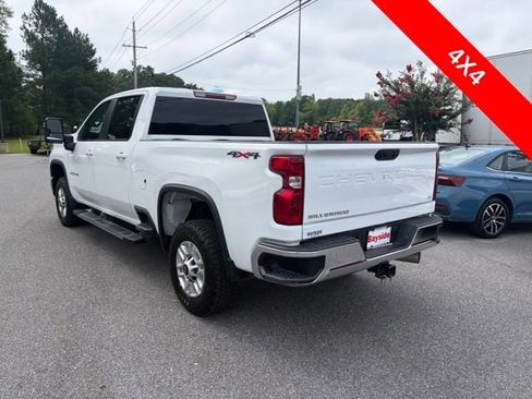 Used 2025 Chevrolet Silverado 2500 LT w/ Convenience Package AWD/4WD image 16