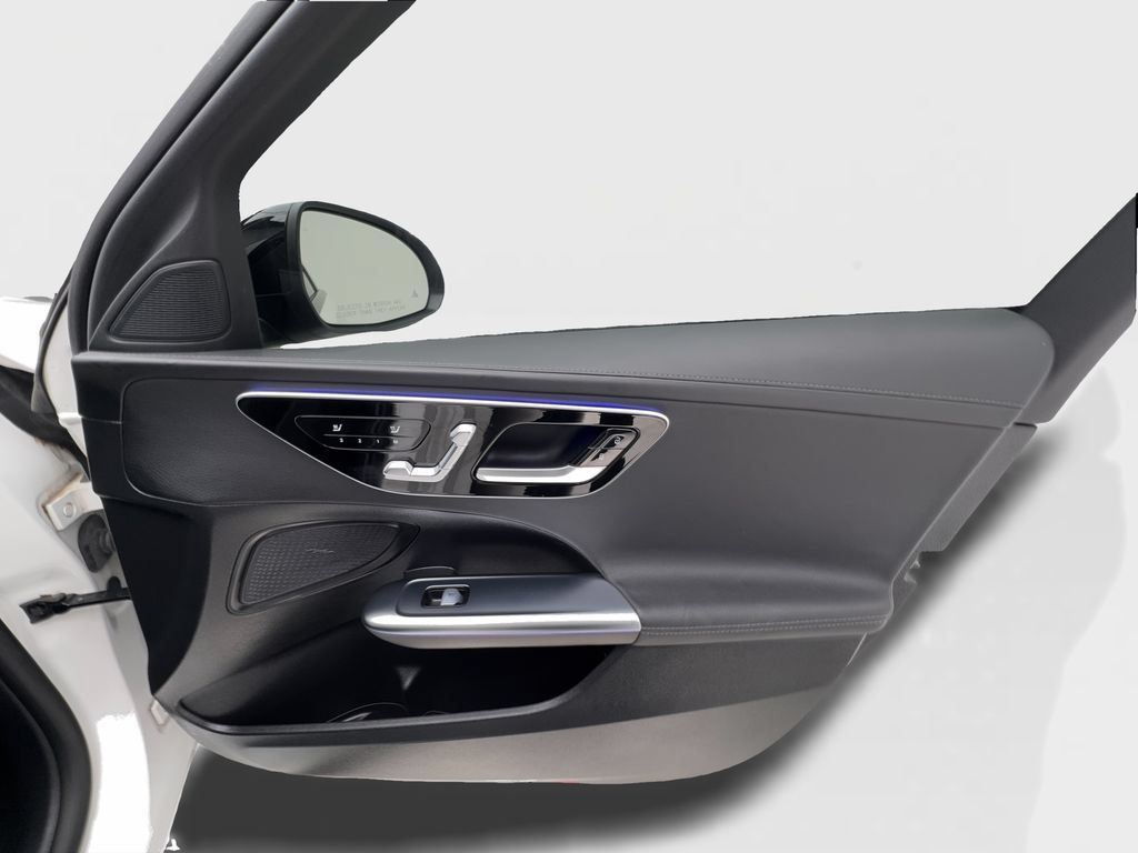 Used 2023 Mercedes-Benz C 300 Sedan image 33
