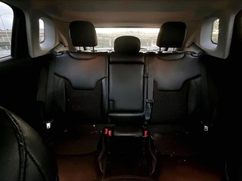 Used 2020 Jeep Compass Latitude w/ Safety & Security Group image 15