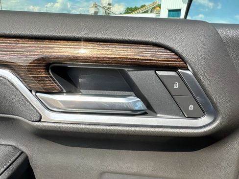 New 2026 GMC Sierra 1500 SLE image 22