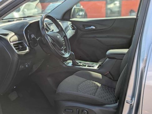 Used 2021 Chevrolet Equinox LT w/ Driver Convenience Package AWD/4WD image 14