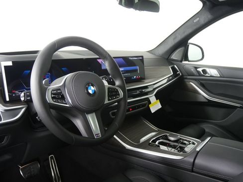 New 2027 BMW X7 xDrive40i w/ M Sport Package AWD/4WD image 11