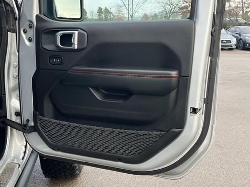 Used 2024 Jeep Wrangler Unlimited Rubicon image 28