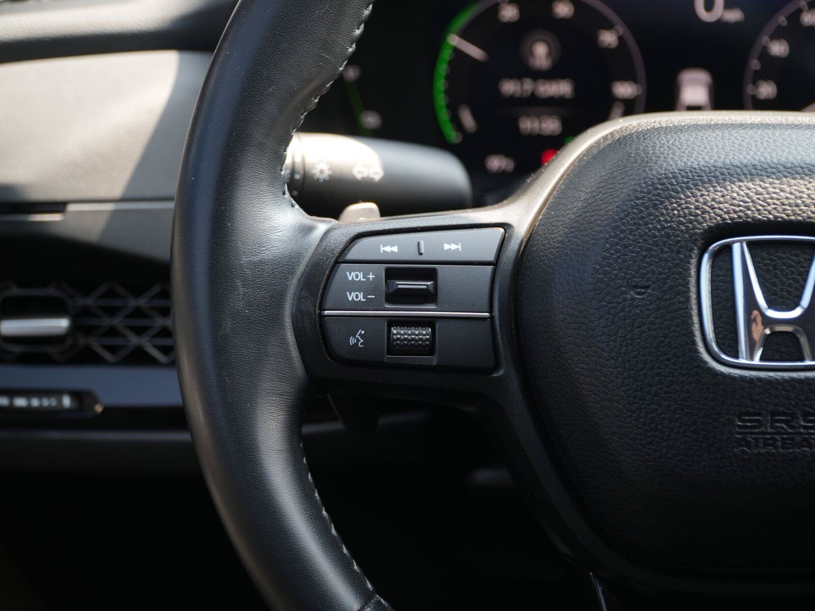 Used 2025 Honda Accord Sport image 23