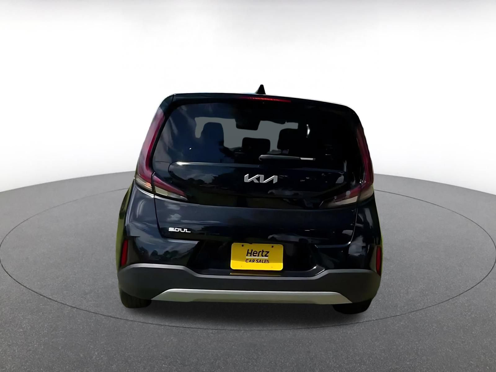 Used 2025 Kia Soul LX w/ LX Technology Package FWD image 12