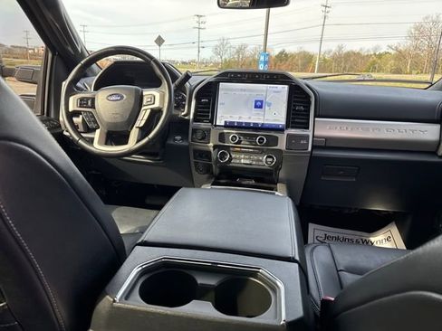 Certified 2022 Ford F250 Lariat w/ Tremor Off-Road Package image 9