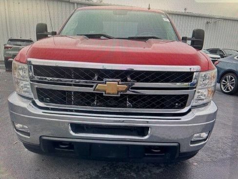 Used 2011 Chevrolet Silverado 2500 LT w/ Interior Plus Package image 4