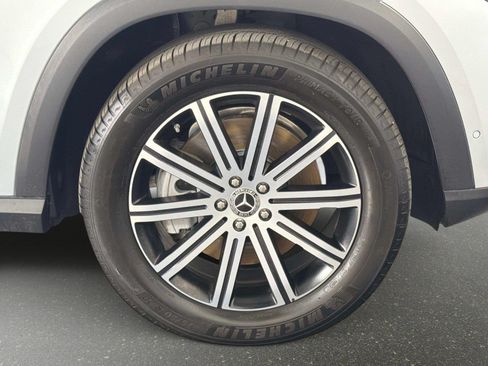 Used 2025 Mercedes-Benz GLE 450 4MATIC w/ Winter Package image 20