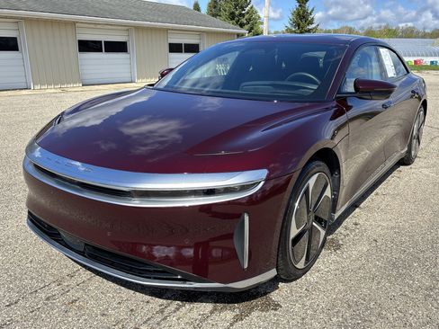 Used 2024 Lucid Air Touring AWD/4WD image 42