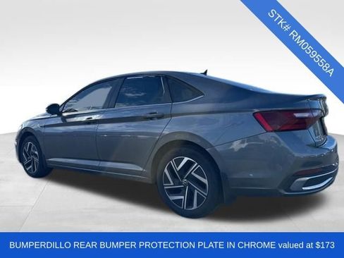 Used 2024 Volkswagen Jetta SEL image 4