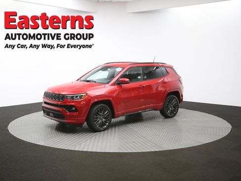 Used 2023 Jeep Compass Limited image 58