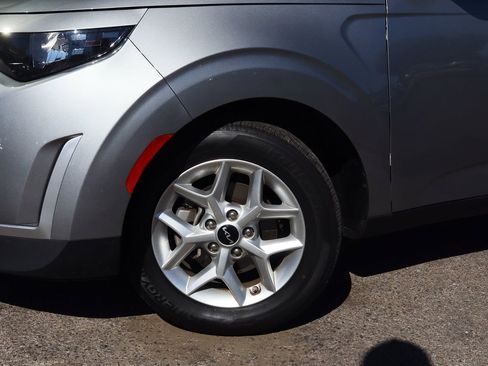 Used 2024 Kia Soul LX w/ Option Group 015 image 5