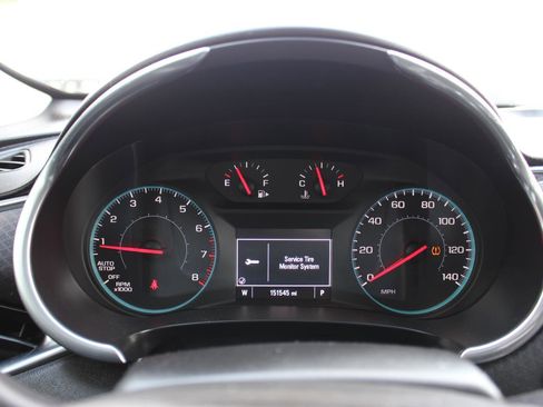 Used 2018 Chevrolet Malibu LT image 20