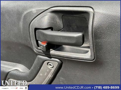 Certified 2015 Jeep Wrangler Unlimited Sport w/ Connectivity Group image 22